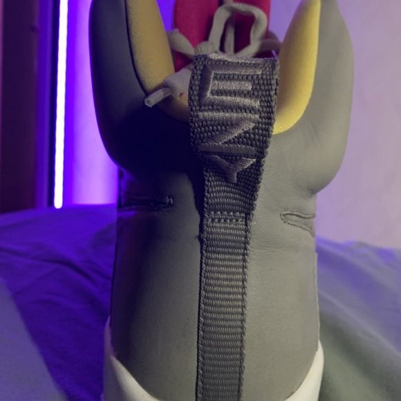 Nike Yeezy zen size 13! - Picture 5 of 11